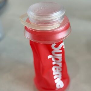 Supreme Collectible HydraPak Stash 1.0L Bottle Red